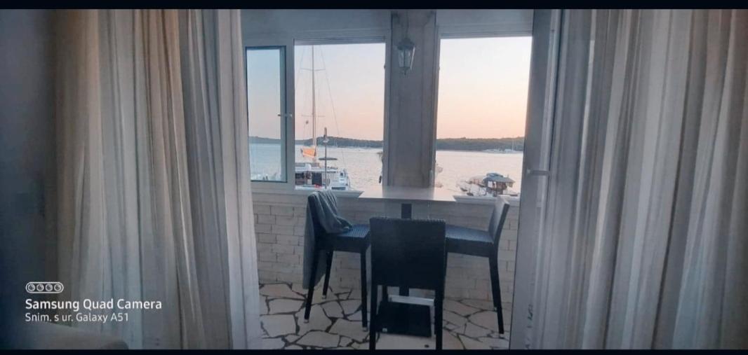 Apartman Cezar2 Rogoznica  Esterno foto