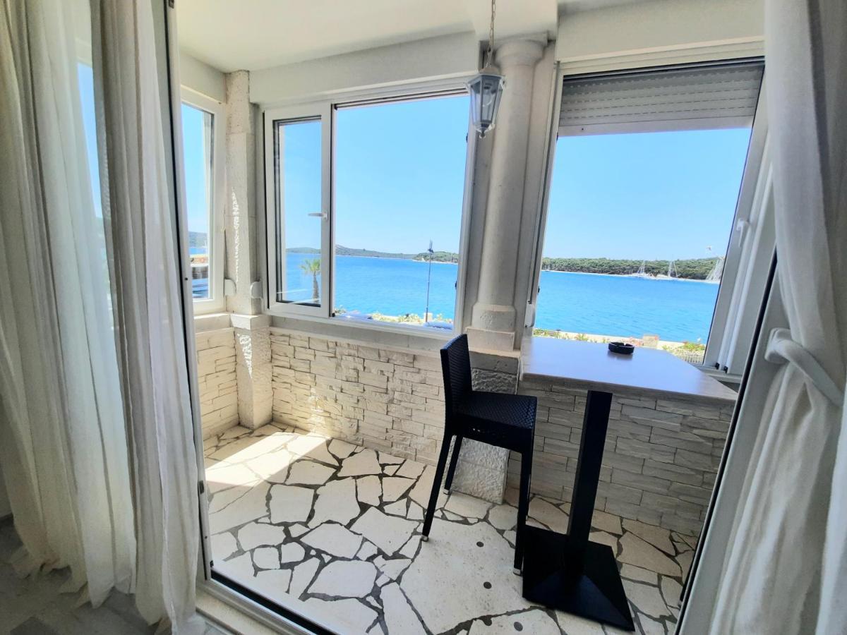 Apartman Cezar2 Rogoznica  Esterno foto